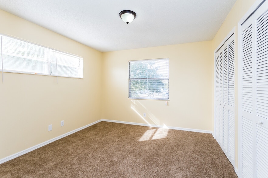 Building Photo - 1022 Jack Calhoun Dr