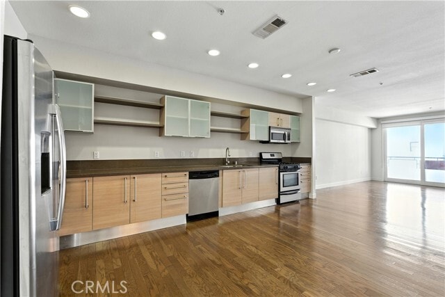 Building Photo - 1234 Wilshire Blvd