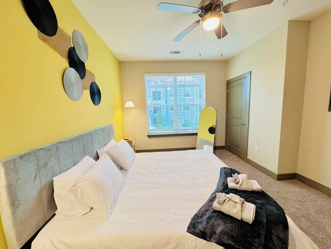 Building Photo - 9276 Vintage Hills Way