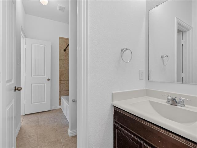Building Photo - 3500 Durango Root Ct