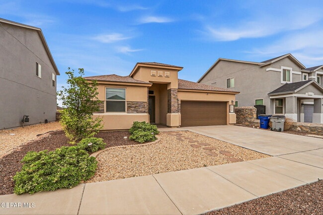 Building Photo - 4717 Christian Azcarate St