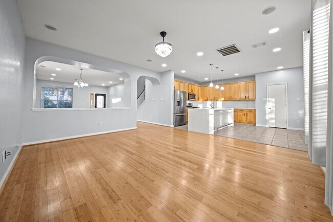 Building Photo - 6323 Channelbrook Ln