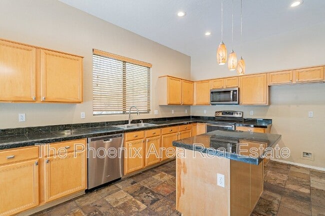 Building Photo - 2287 W Periwinkle Way