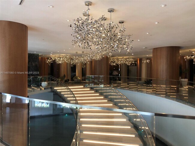 Building Photo - 488 NE 18th St