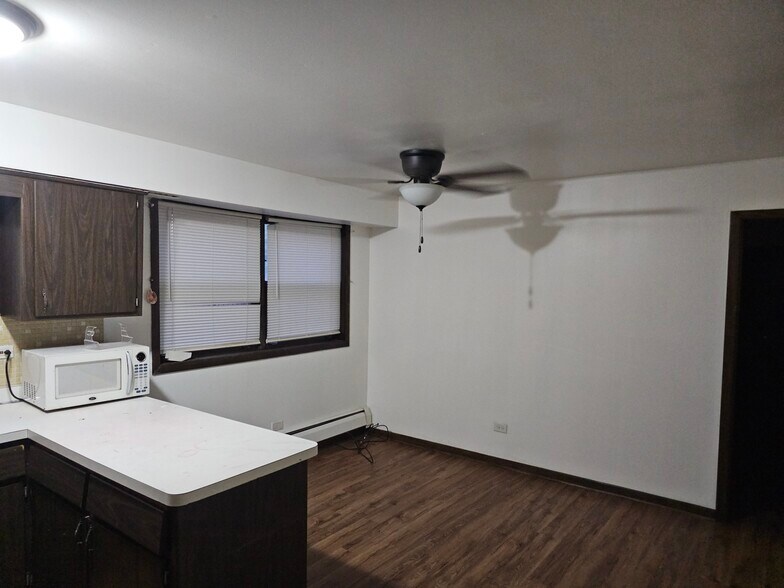 Kit in Kitchen - 1860 State St