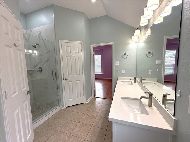 Building Photo - 8218 Terrace Brook Dr