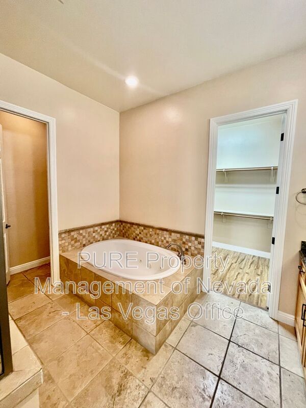 Building Photo - 1243 Casa Palermo Cir