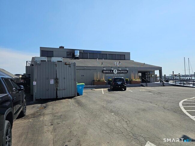 Building Photo - 19 Howard Ave