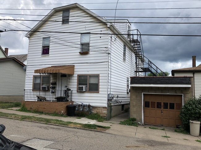 Building Photo - 1817 Beaver St