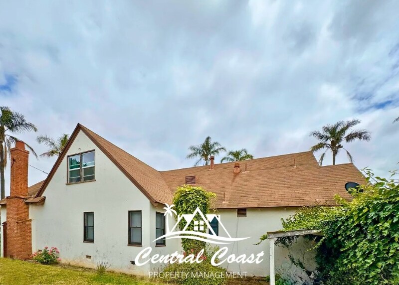 Building Photo - 0 E Hermosa St