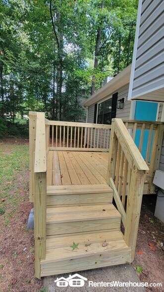 Building Photo - 1909 Suwanee Valley Rd NW