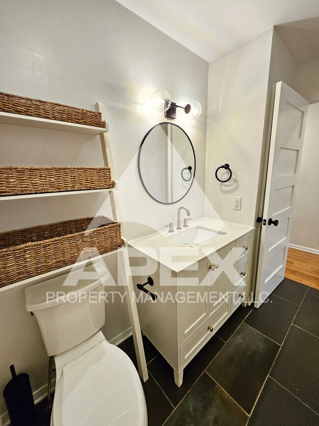 Building Photo - Renovated & Stunning - Single level Brick ...
