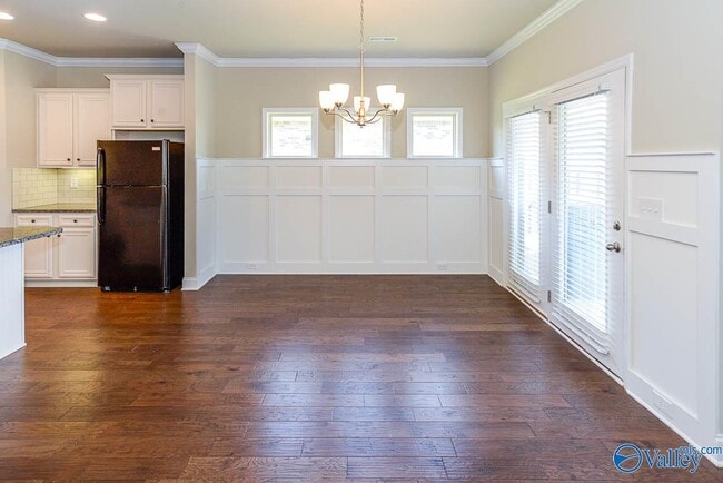 Building Photo - 3031 Greenway Cir SE