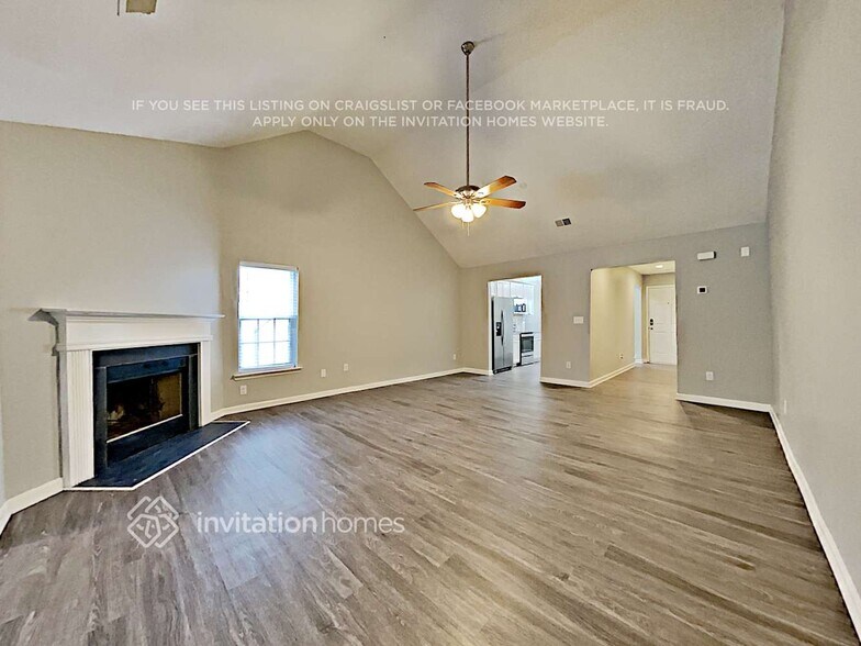 Building Photo - 1470 Mitchell Glen St