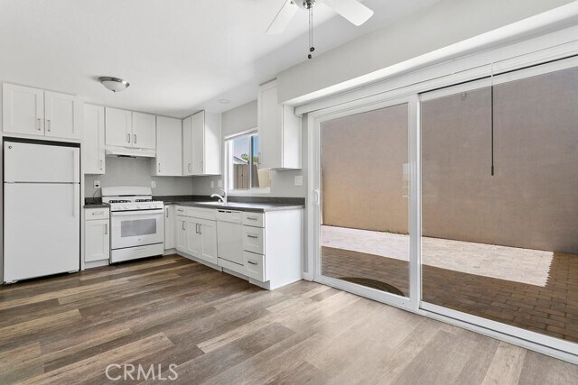 Building Photo - 33542 Street of the Blue Lantern