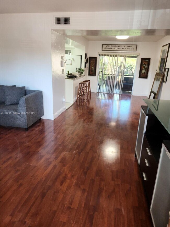 Building Photo - 8401 SW 107th Ave