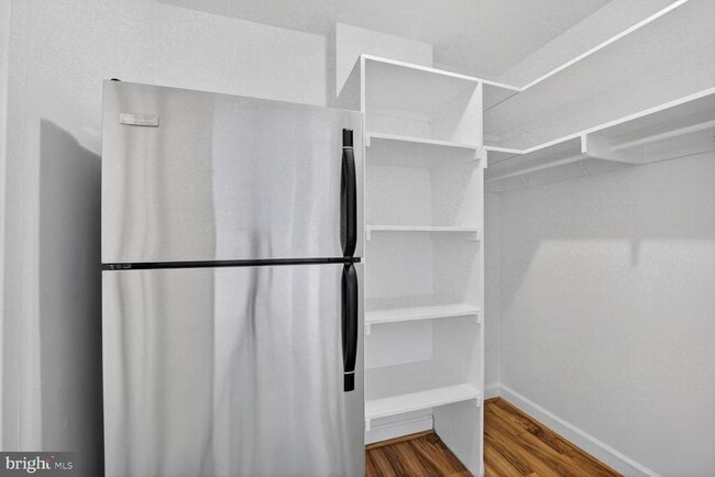 Building Photo - 1021 Arlington Blvd