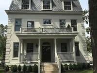 Building Photo - 738 Bryden Rd