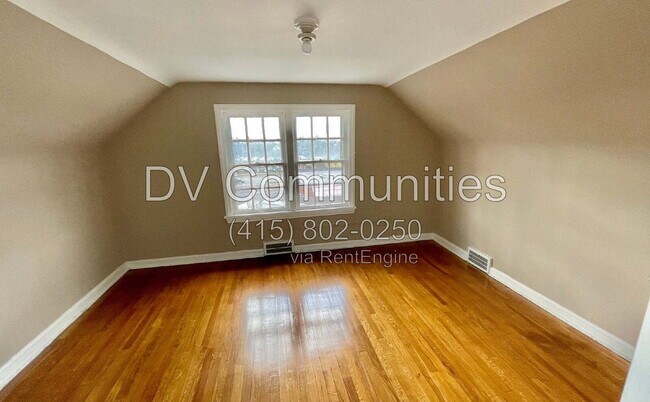 Building Photo - 3638 Lindholm Rd