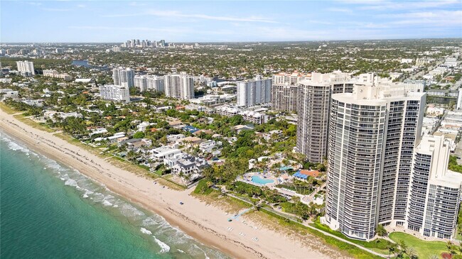 Building Photo - 3200 N Ocean Blvd