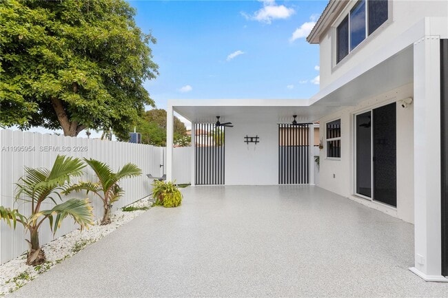 Building Photo - 2424 SW 152nd Path