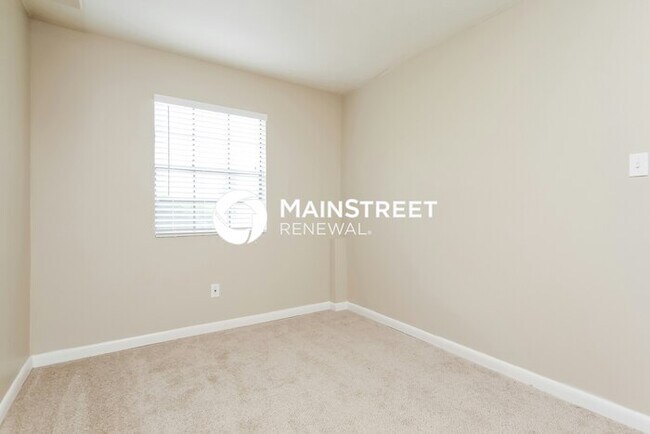 Building Photo - 5 Bedroom Pet-Friendly Home in Fairburn, GA with Main Street Renewal