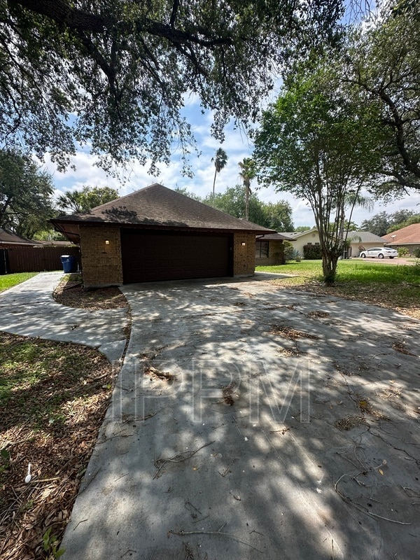Building Photo - 125 El Cielo Cir