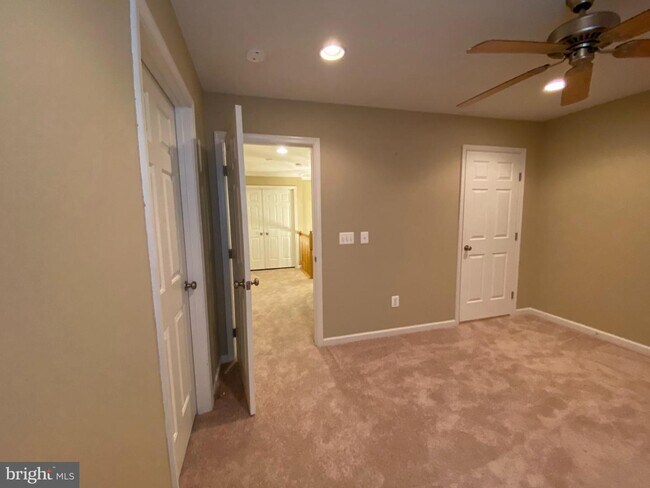 Building Photo - 18261 Camdenhurst Dr