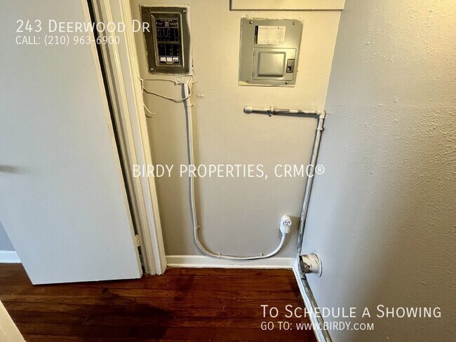 Building Photo - 243 Deerwood Dr