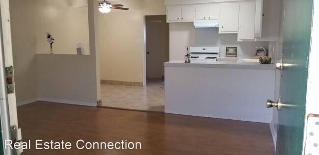 Building Photo - 13407 Cordary Ave