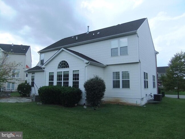 Building Photo - 11017 Baldwin Dr