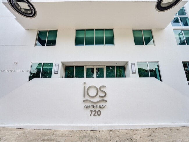 Building Photo - 720 NE 62nd St