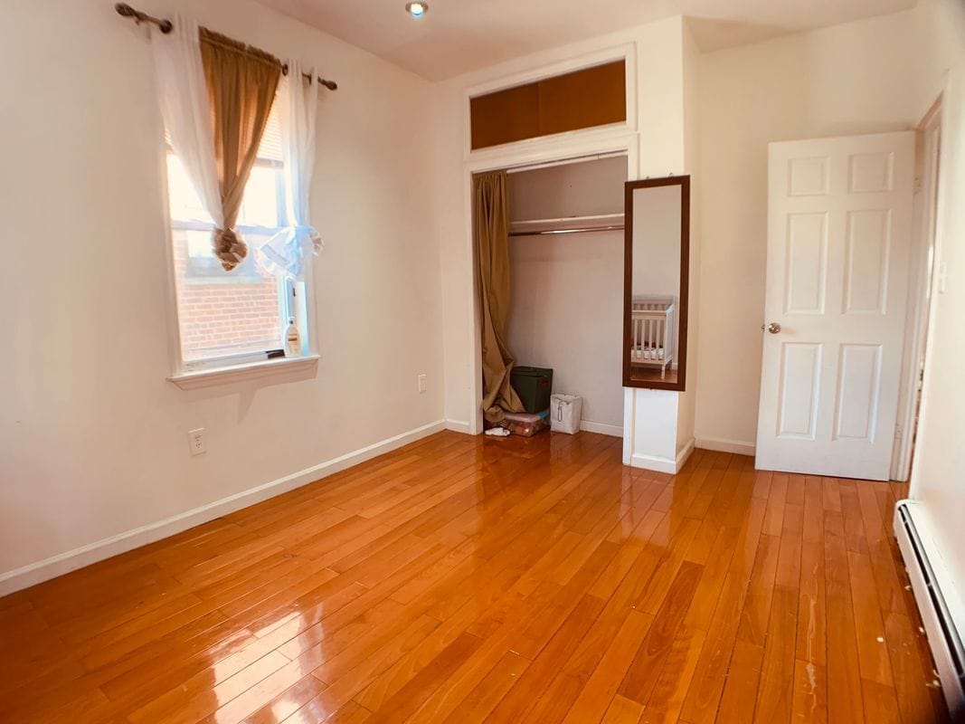 Building Photo - 23-28 28th Street, 1