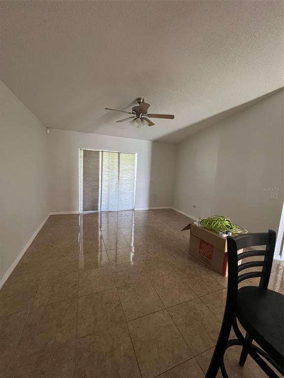 Building Photo - 5524 Sycamore Canyon Dr