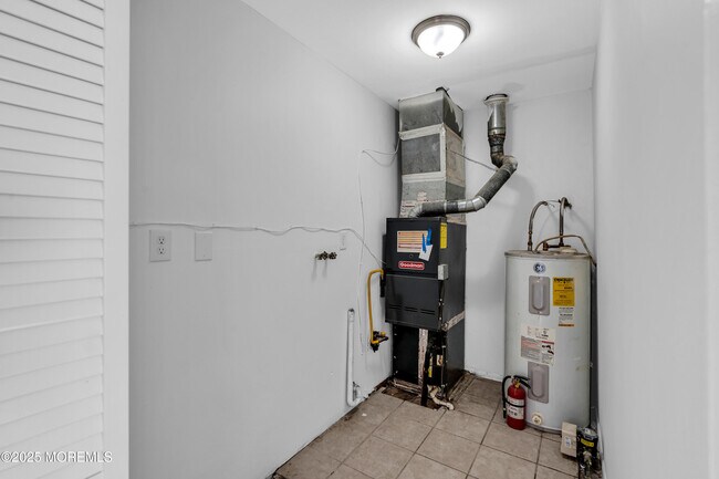 Building Photo - 879 Egret Dr