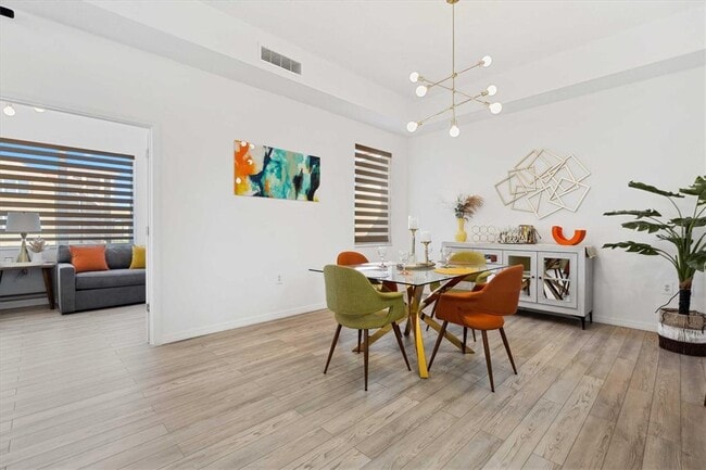 Building Photo - 642 Wells Ct