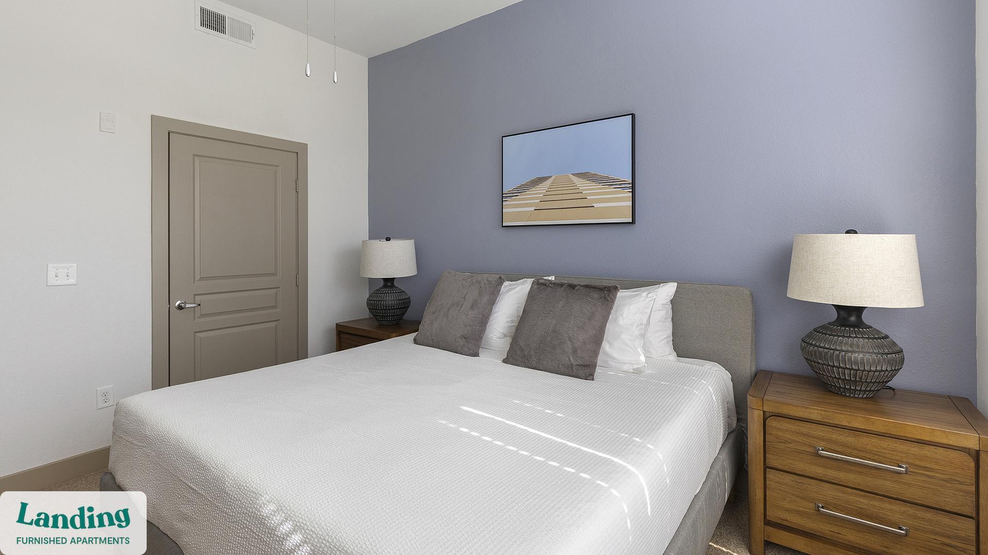 Building Photo - 5005 Galleria Dr