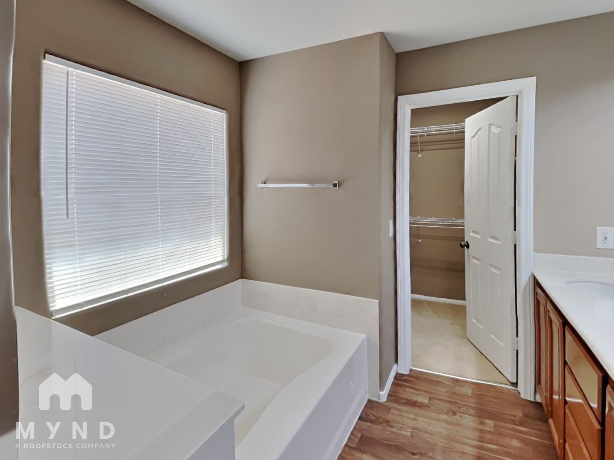 Building Photo - 6589 Pacific Screech Pl