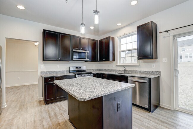 Building Photo - 9307 Drumman Dr