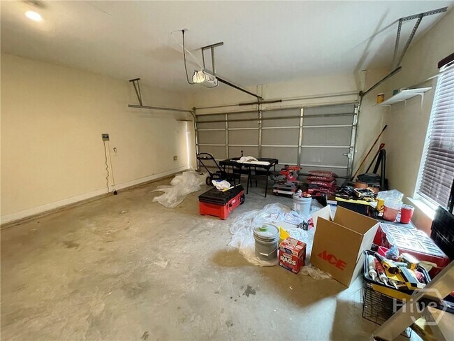 Building Photo - 216 Carlisle Way