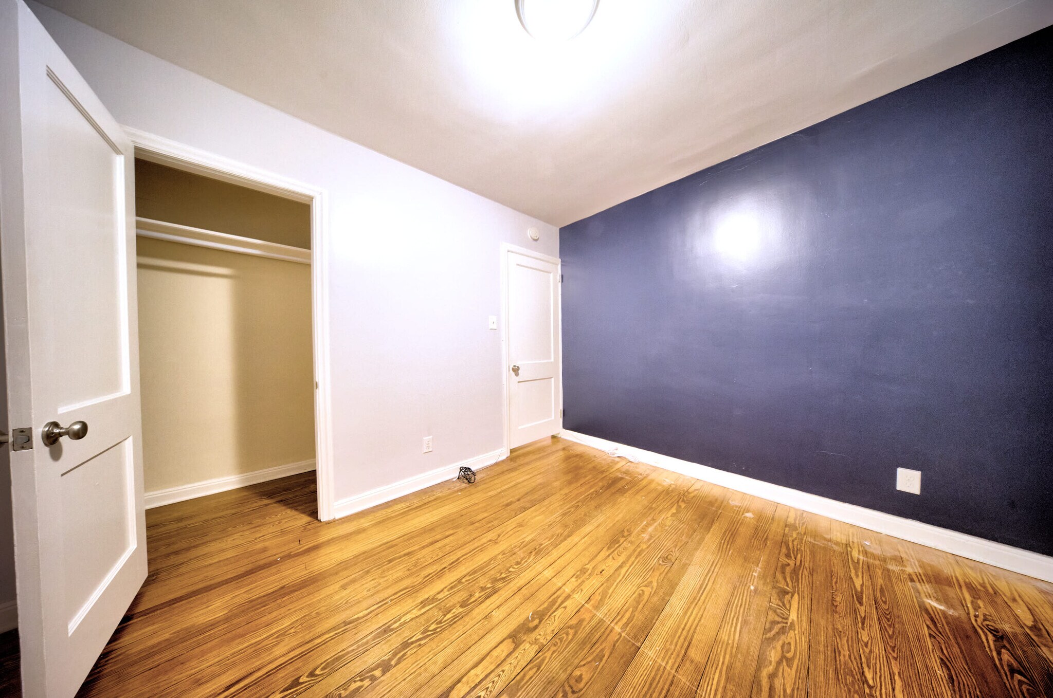 Guest Room 1 - 1604 Clearview Rd