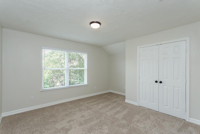 Building Photo - 12410 Brook Meadows Ln