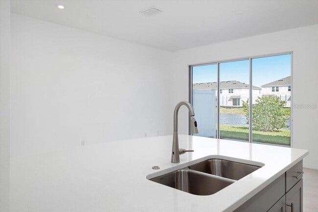Building Photo - 5756 Haven Ter