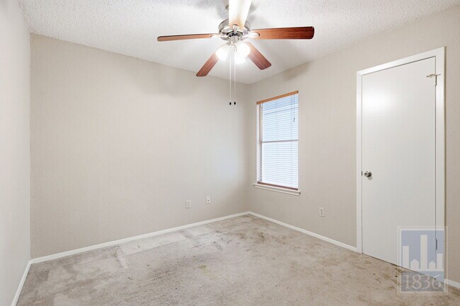 Building Photo - 9002 Marsh Dr