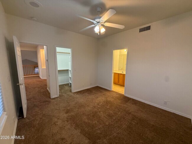 Building Photo - 3213 E Desert Flower Ln