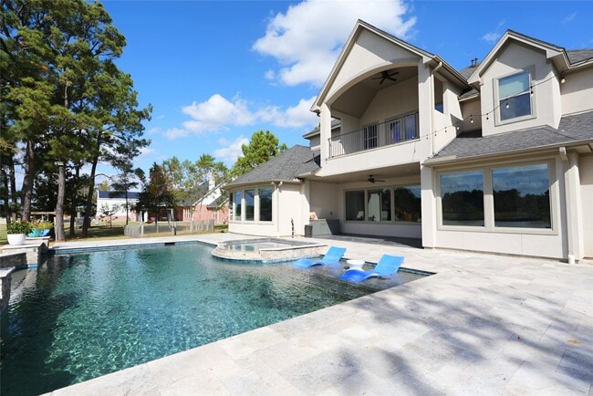 Building Photo - 32726 Tall Oaks Way