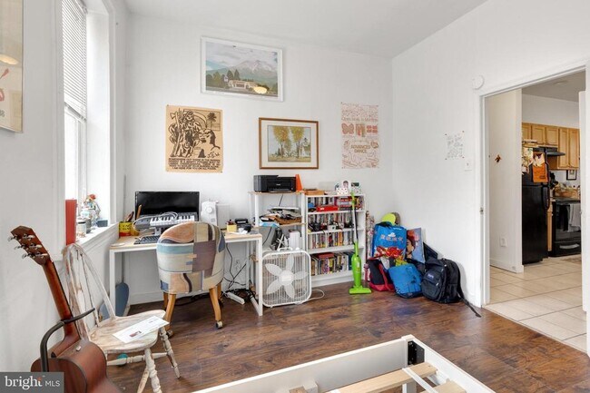 Building Photo - 2010 E York St