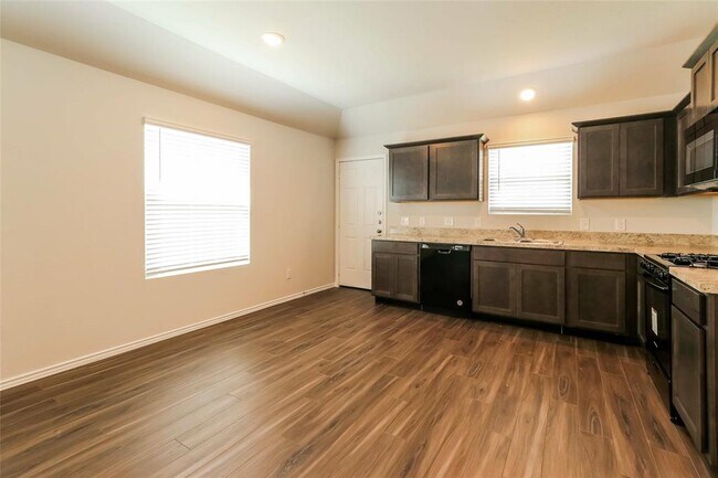 Building Photo - 2404 Bull Trout Dr