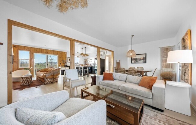 Building Photo - Desert Oasis Home on 5 Acres with Spa & EV - Price includes move in special