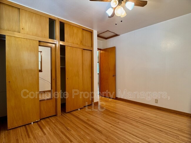 Building Photo - 1517 Margaretha Ave